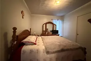 63 Chandler Ave, Pawtucket, RI 02860 - Photo 8