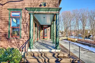 9 Howe St, Bristol, RI 02809 - Photo 6