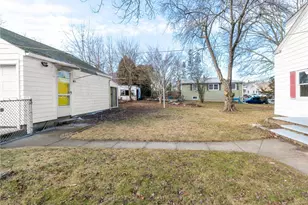 76 Tiogue Ave, West Warwick, RI 02893 - Photo 36