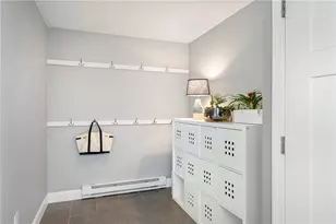 81 Beagle Dr, Middletown, RI 02842 - Photo 32