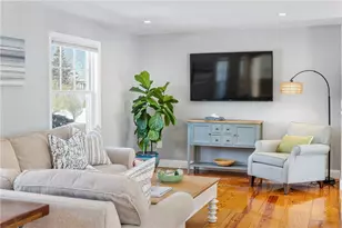 81 Beagle Dr, Middletown, RI 02842 - Photo 24