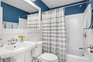 81 Beagle Dr, Middletown, RI 02842 - Photo 30