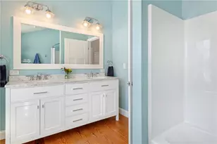 81 Beagle Dr, Middletown, RI 02842 - Photo 44