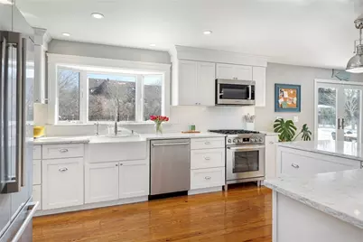 81 Beagle Drive, Middletown, RI 02842 - Photo 14