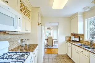 461 North Ln, Bristol, RI 02809 - Photo 14
