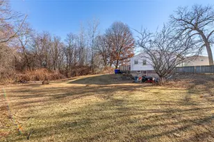 176 Campbell Ave, East Providence, RI 02916 - Photo 38