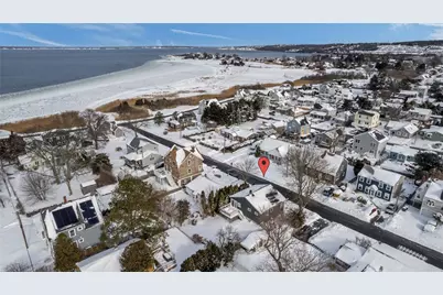 102 Easton Avenue, Portsmouth, RI 02871 - Photo 2