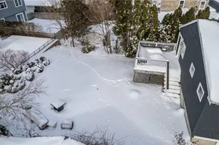 102 Easton Ave, Portsmouth, RI 02871 - Photo 38