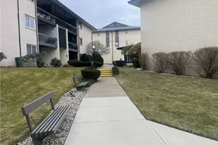 400 Narragansett Pkwy, Warwick, RI 02888 - Photo 4