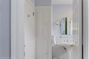 32 Catherine St, Newport, RI 02840 - Photo 20