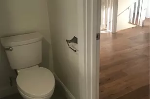 445 Broadway, Newport, RI 02840 - Photo 18