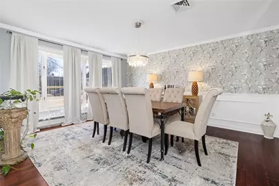 135 Meshanticut Valley Parkway, Cranston, RI 02920 - Photo 2