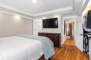 135 Meshanticut Valley Pkwy, Cranston, RI 02920 - Photo 14