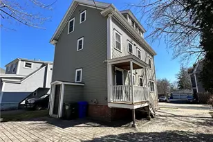 53 Burton St, Bristol, RI 02809 - Photo 22