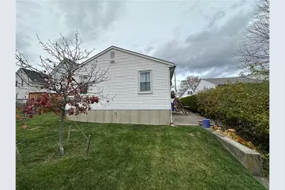 75 Belmont Avenue, East Providence, RI 02914 - Photo 22