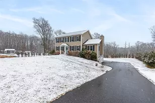 56 Harbor Ridge Ln, Tiverton, RI 02878 - Photo 2