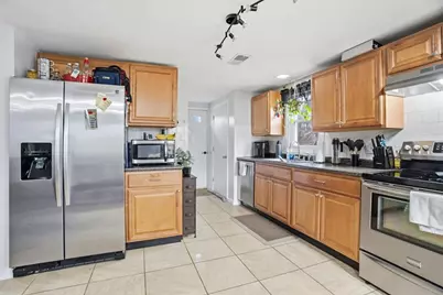 47 North Pleasant Street, West Warwick, RI 02893 - Photo 26