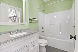 88 Burton St, Bristol, RI 02809 - Photo 28