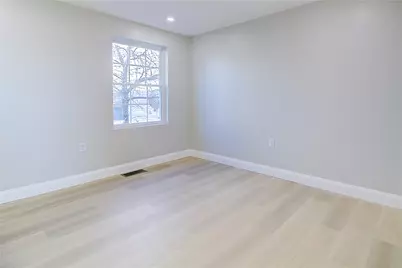 14 Robin Street, Providence, RI 02908 - Photo 14