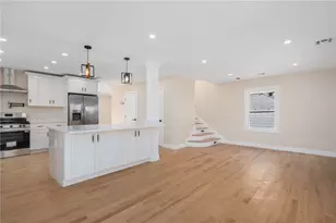 43 Massachusetts Ave, Cumberland, RI 02864 - Photo 8