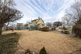 233 Palace Ave, Warwick, RI 02886 - Photo 4