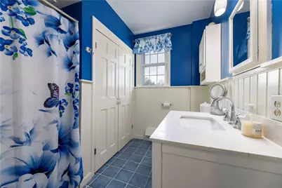 233 Palace Avenue, Warwick, RI 02886 - Photo 28