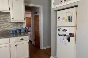 62 Dixon St, Newport, RI 02840 - Photo 2