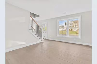 66 Medford Street, Warwick, RI 02889 - Photo 6