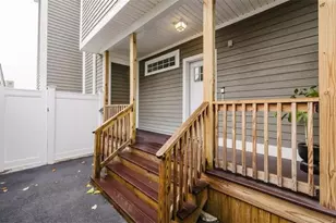 7 Pequot St, Providence, RI 02903 - Photo 10