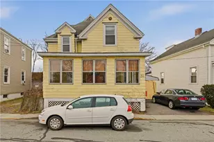 51 Warner St, Newport, RI 02840 - Photo 2