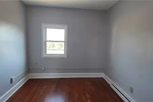 62 Main Rd, Tiverton, RI 02878 - Photo 4