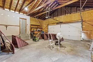 151 Chestnut Hill Ave, Cranston, RI 02920 - Photo 30