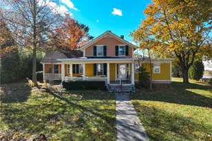 11 High St, Hopkinton, RI 02804 - Photo 2