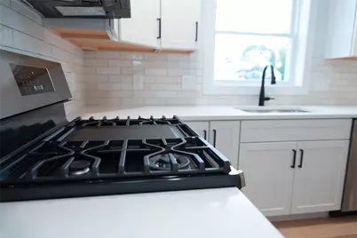 6 Lillian Court, Warwick, RI 02889 - Photo 8