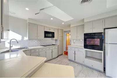 78 Devonshire Street, Providence, RI 02908 - Photo 16