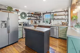 97 Angell Rd, Cumberland, RI 02864 - Photo 6