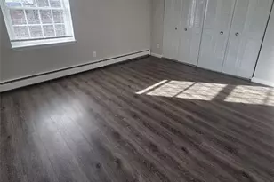 3 Admiralty Dr, Middletown, RI 02842 - Photo 8