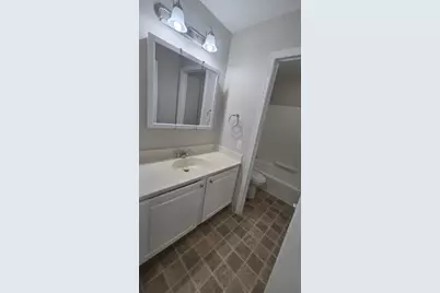 3 Admiralty Drive #3-10, Middletown, RI 02842 - Photo 8