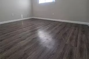 3 Admiralty Dr, Middletown, RI 02842 - Photo 12