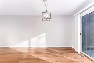 52 Kristee Cir, West Warwick, RI 02893 - Photo 10