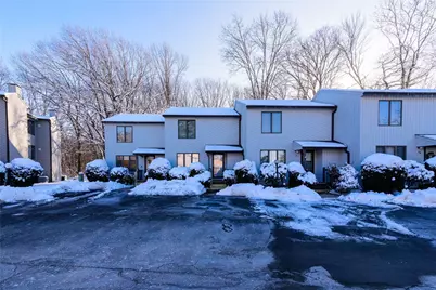 52 Kristee Circle #52, West Warwick, RI 02893 - Photo 2