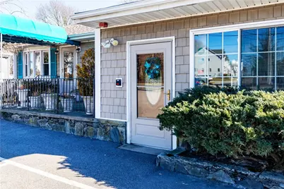 3357 East Main Road, Portsmouth, RI 02871 - Photo 16