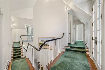 517 Tuckerman Avenue, Middletown, RI 02842 - Photo 18