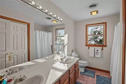 10 Arrowhead Way, Warwick, RI 02886 - Photo 22