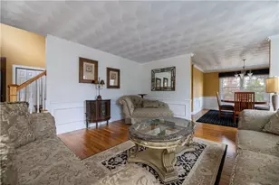 47 Wooded Grove Cir, South Kingstown, RI 02892 - Photo 18