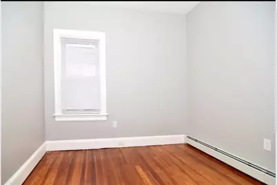 40 Linton St, Pawtucket, RI 02861 - Photo 14