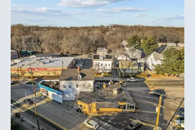 1039 Douglas Avenue, Providence, RI 02904 - Photo 6