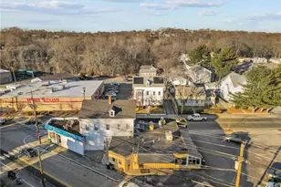 1039 Douglas Ave, Providence, RI 02904 - Photo 6