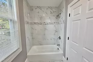 73 Vernon St, Providence, RI 02903 - Photo 10