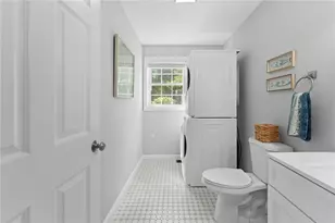 48 Stone Bridge Dr, Wakefield, RI 02879 - Photo 6